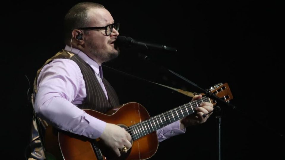 Leonel García enfocado en su proyecto como solista