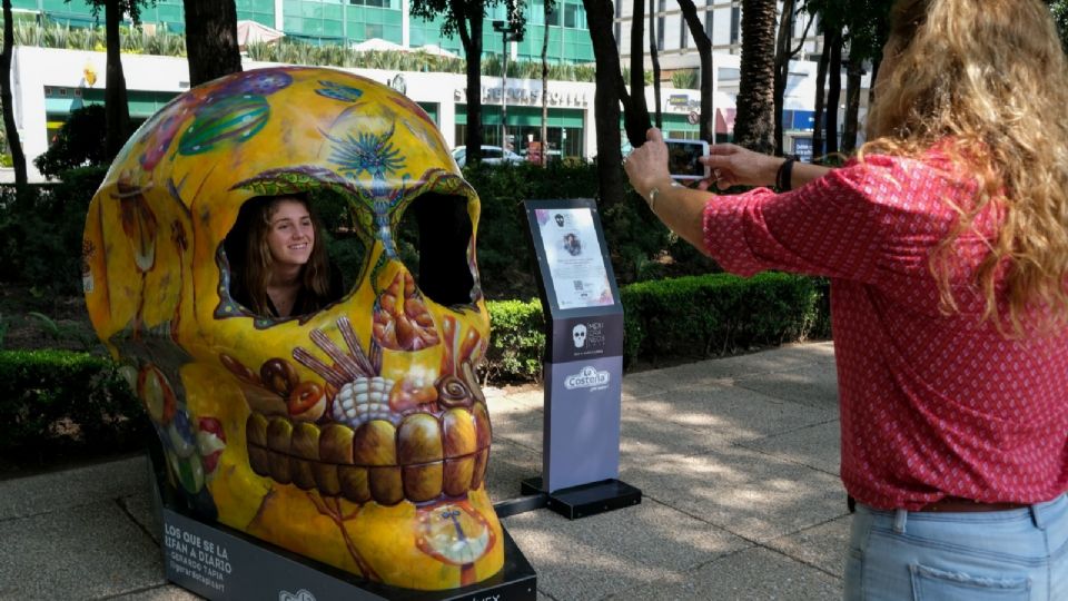 Cada Mexicráneo es una obra de arte única que refleja la creatividad y visión de su diseñador.