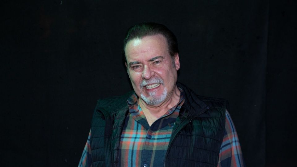 César Évora Díaz es un actor que nació en La Habana, Cuba, el 4 de noviembre de 1959.