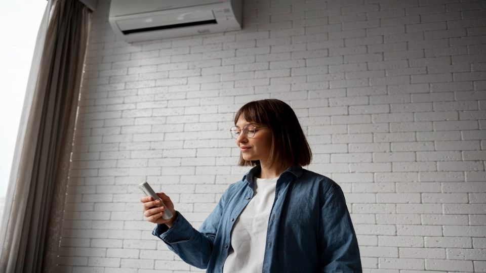 Muchos combinan el aire acondicionado con el ventilador.