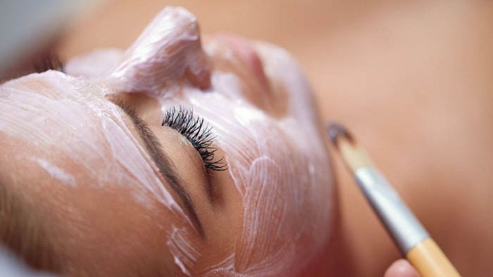 El primer paso para eliminar los puntos negros es la limpieza profunda.