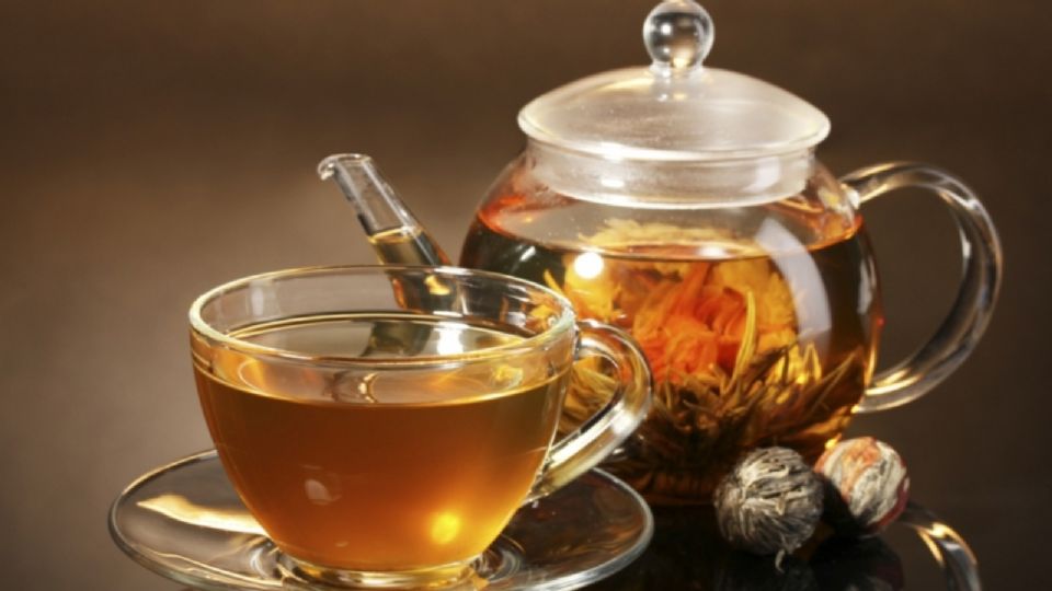 Todos los beneficios del Té de Azahares y las propiedades que ayudan a combatir diferentes problemas.