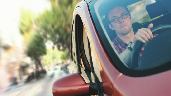 Placas vehiculares: este es el modelo de portaplacas por el que te pueden multar en el 2025