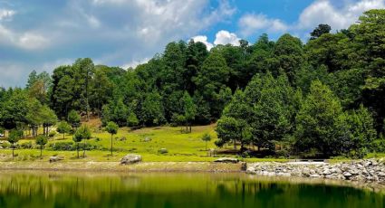 El pueblo mágico cerca de CDMX que tiene una laguna escondida con paisajes europeos