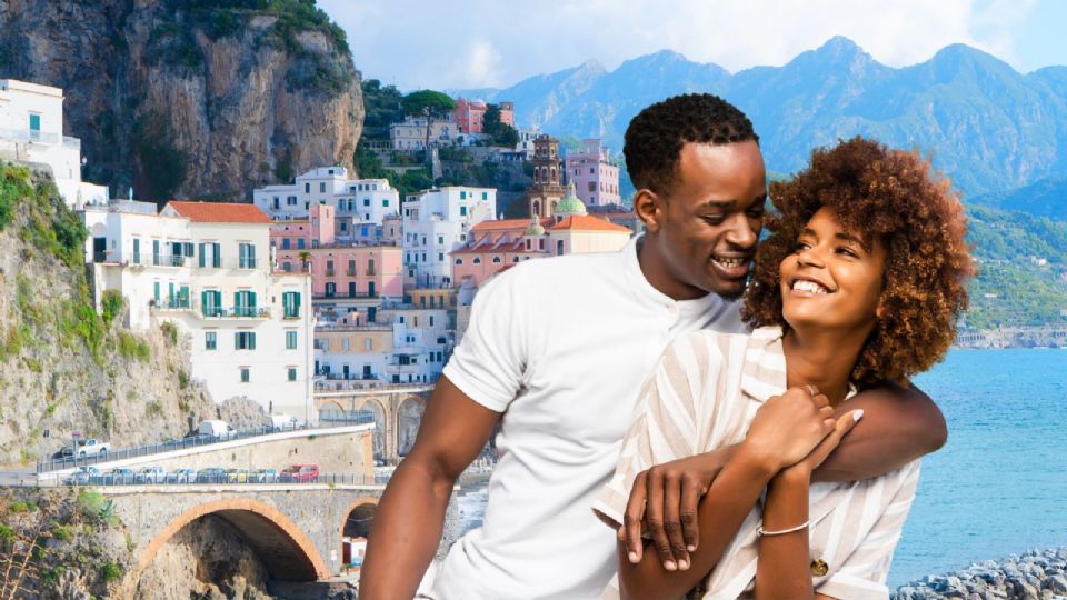 La combinación de arquitectura pintoresca crea una postal que rompe con el esquema tradicional de los Pueblos Mágicos.