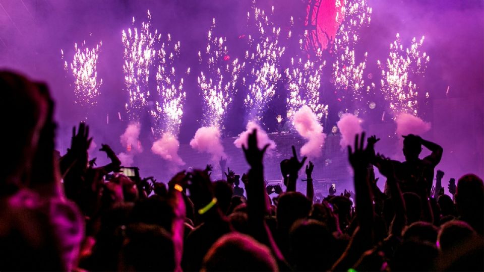 Yuri y Lucerito Mijares cantan juntas en el Auditorio Nacional, así reaccionó Lucero