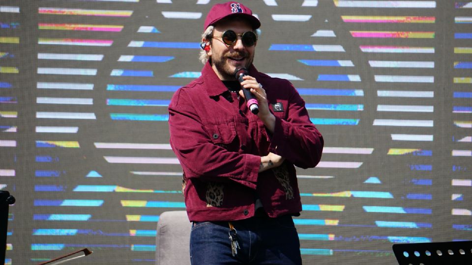 Sabino anuncia nuevo disco antes de su concierto en el Estadio GNP Seguros.