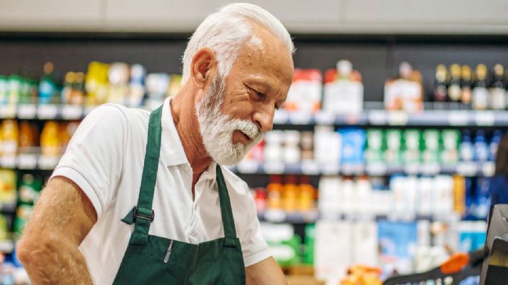 La beca de empleo para adultos mayores de entre 50 y 65 años | Requisitos, fechas y más