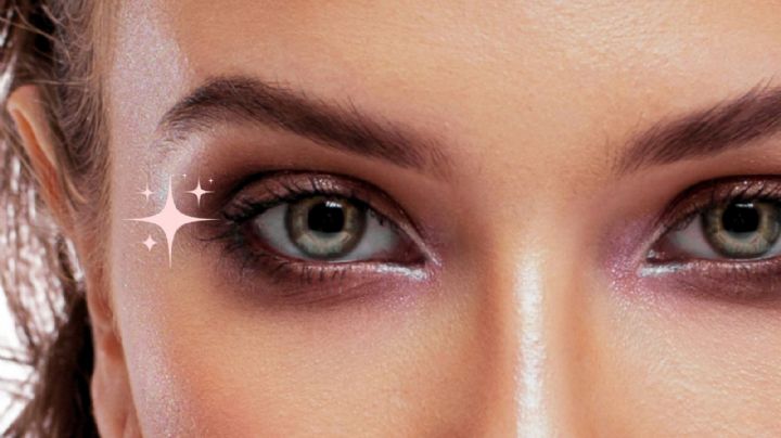 5 Delineados de ojos Trendy 2025 para +50 con efecto antiedad inmediato y mirada vibrante