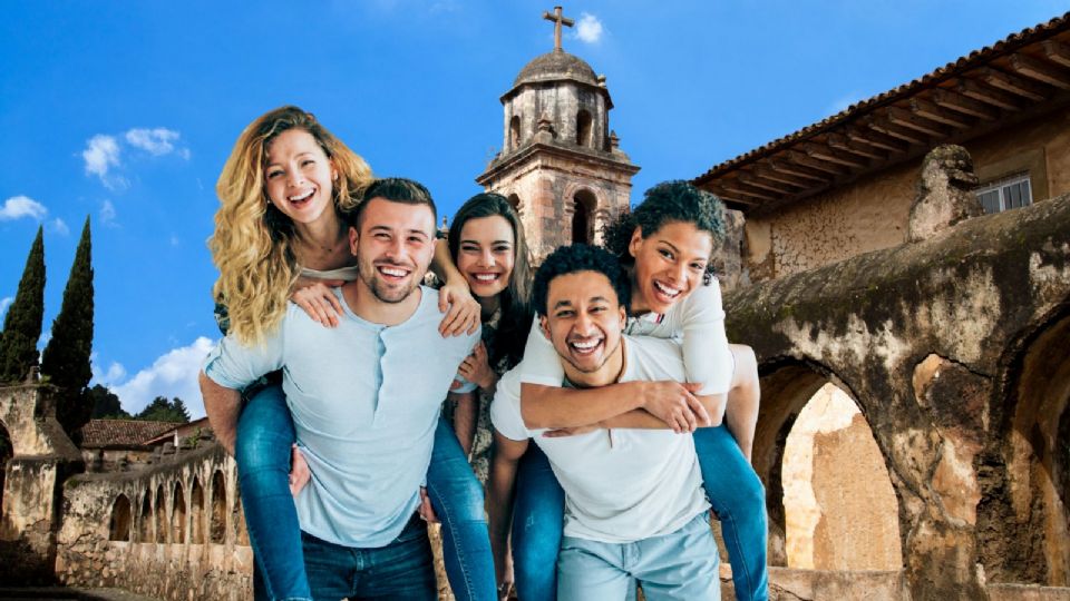 La Inteligencia Artificial cuál es el pueblo mágico de Michoacán más bonito y barato que debes visitar.