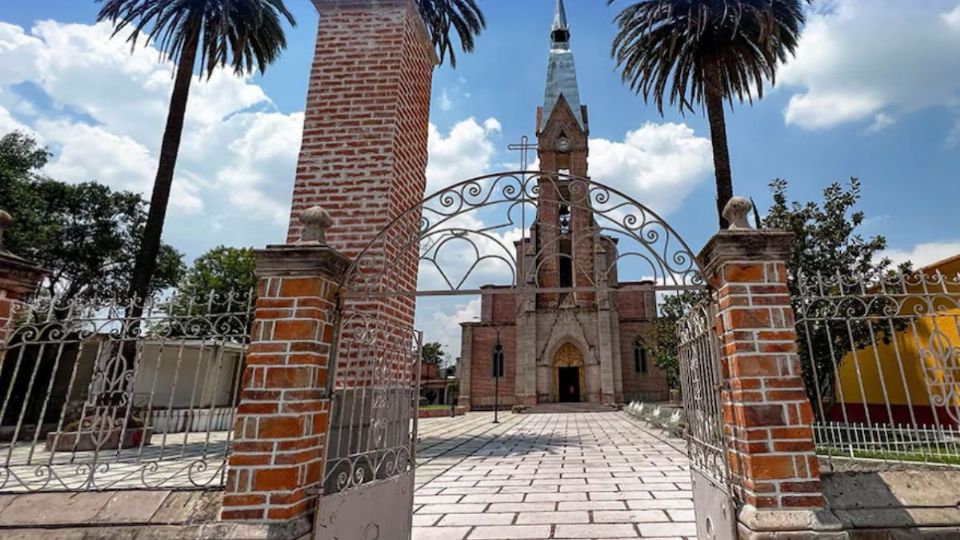 Jalpa de Cánovas, el pueblo mágico que destaca por sus jardines franceses