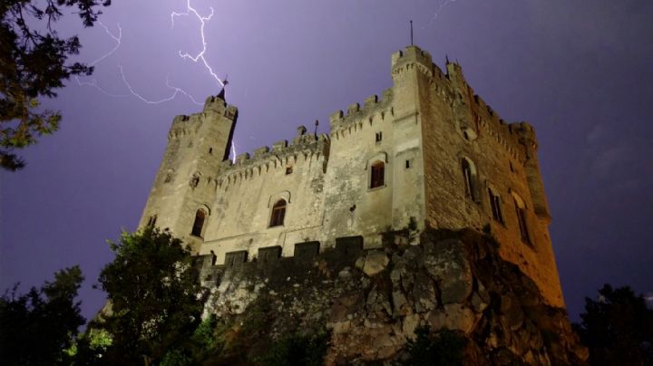 El pueblo mágico de Michoacán que funciona como la 'casa de Drácula' en México